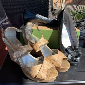 2-Pair Size 10 Woman Shoe Bundle Wedge Flat